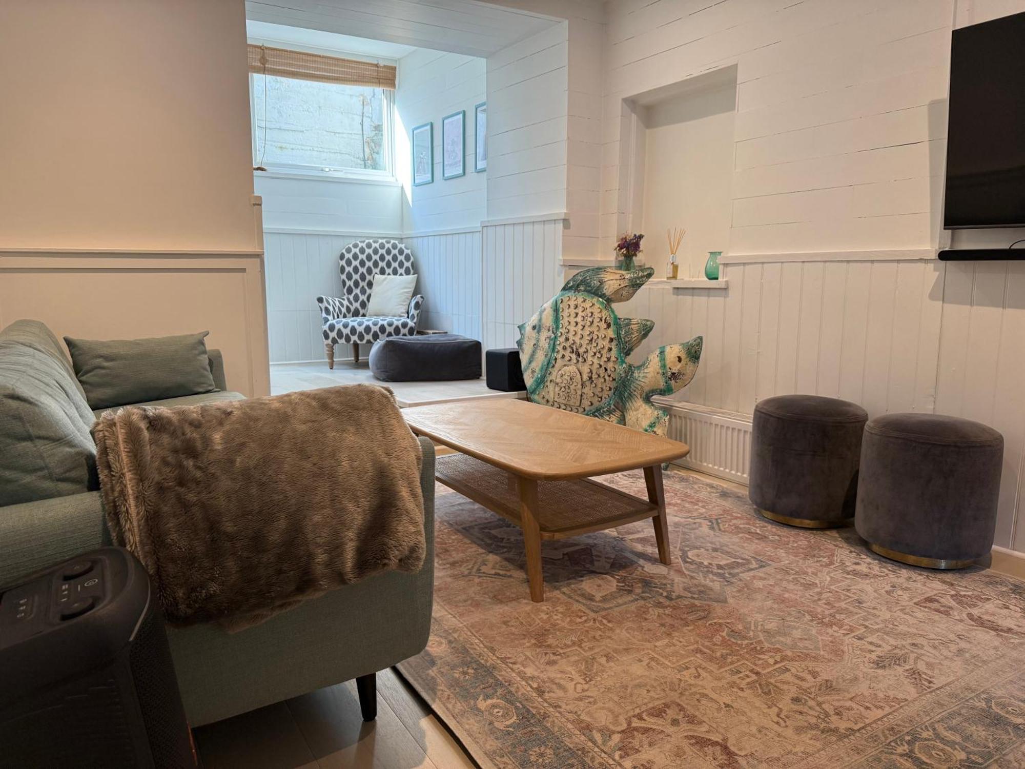 Lyme Slice - Location Location Location Holiday home